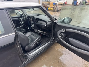 Dezmembrez mini cooper s r56 - imagine 2