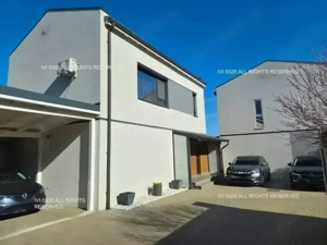 Casă la cheie, zonă centrală, mutare imediată, direct proprietar 