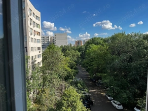 Închiriez apartament 2 camere în zona Titan-Potcoava. 