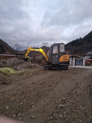 Miniescavator Lubeck  - imagine 3