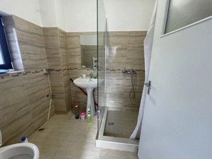 Casa de vanzare cu teren 572 mp si front generos 21 ml - imagine 13