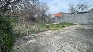 Casa de vanzare cu teren 572 mp si front generos 21 ml - imagine 4