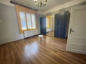 Casa de vanzare cu teren 572 mp si front generos 21 ml - imagine 16