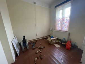 Casa de vanzare cu teren 572 mp si front generos 21 ml - imagine 17