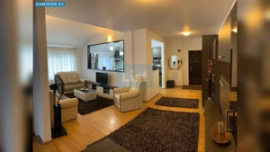 Apartament cu 2 camere Semicentral cu parcare. Comision 0!