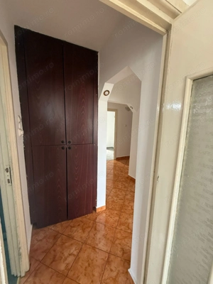 Apartament cu 3 camere  2 bai, decomandat Soarelui - imagine 17