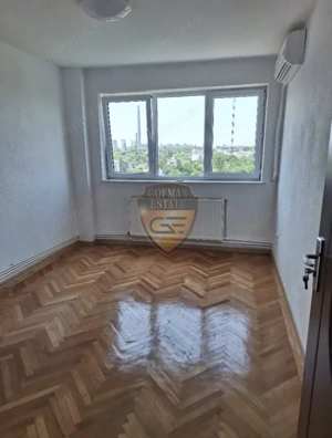 3 camere, Gara, decomandat, etaj 8/10 lift, izolat, renovat, 71mp, balcon 6.4mp - imagine 6