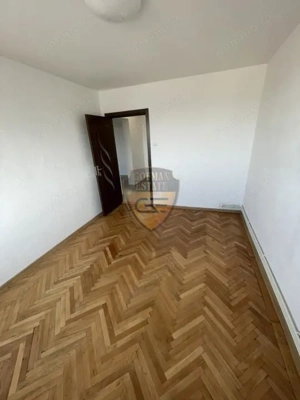 3 camere, Gara, decomandat, etaj 8/10 lift, izolat, renovat, 71mp, balcon 6.4mp - imagine 11