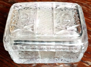 Vand bomboniera semicristal 