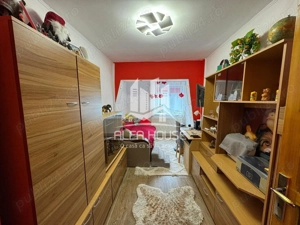 Vand 3 Camere Decomandat (Scara Interioara) - imagine 8