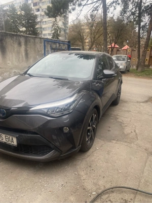 Vand Toyota CHR din 2020 motor de 2 L  - imagine 8