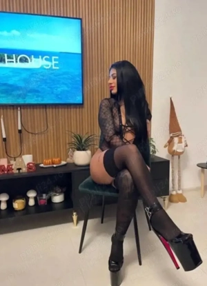 Adelina mică și jucăușă   trs - imagine 4