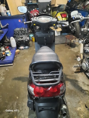 Vând scuter suzuki 125cc  - imagine 2