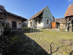 Casă individuală | 2 corpuri | Șură și anexe | teren 1460 mp – Porumbacu De Jos - imagine 19