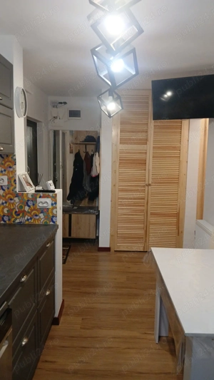 Vând apartament cu 3 camere în Șimleu Silvaniei  - imagine 4