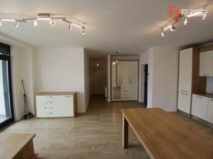 Apartament cu 3 camere, etaj 1 de vanzare, zona Girocului - imagine 3