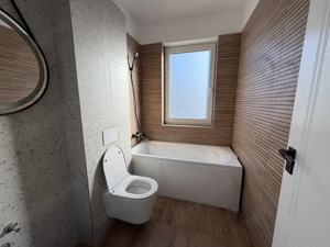 Etaj 1. Cu 2 bai . 2 locuri de parcare  - imagine 9