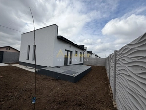 Casa parter cocheta, 3 camere, teren 253 mp – ideala pentru familie - imagine 3