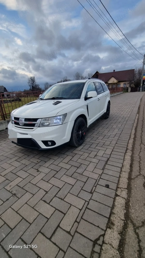 Vând Fiat Fremont impecabil 