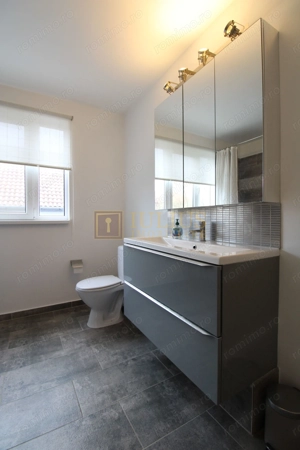 Casa individuala, zona Brytim, 4 camere + 2 bai, centrala proprie. - imagine 18