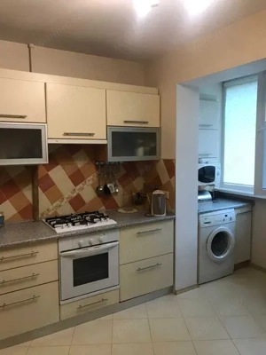 Garsonieră de închiriat   Zona Păcii - imagine 3