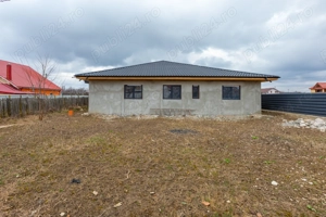 Casa parter la gri Dumbrava Com.Itesti   - imagine 10