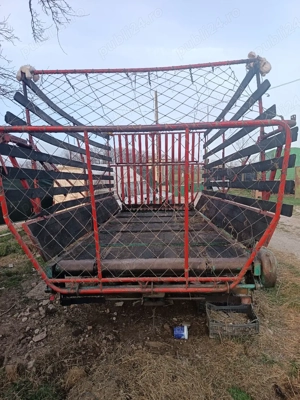 remorca pt fan lucerna,paie