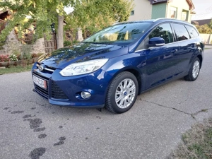 Ford Focus Titanium 2.0 Tdci cu 140 cp,an 2011,climatronic, incalzire scaune  - imagine 5