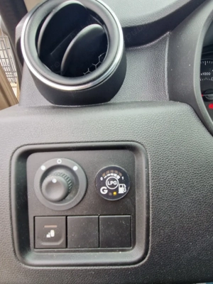 Dacia Duster Prestige  1.6 -114 CP GPL  - imagine 10