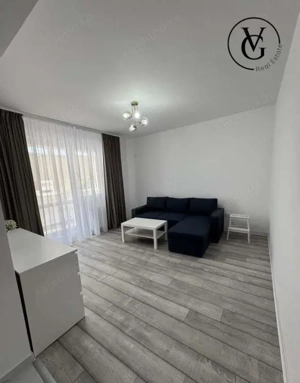 decomandat, NOU, 2 bai , parcare subterana, Apărătorii Patriei