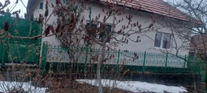 Casa de vanzare la țară