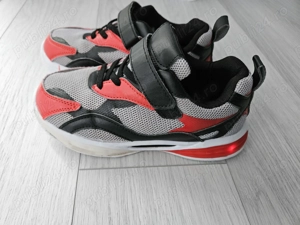 Adidași băieți nr. 34