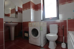 Centrala proprie, bucatarie inchisa si balcon spatios; posibilitate decontare - imagine 12