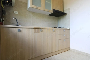 Centrala proprie, bucatarie inchisa si balcon spatios; posibilitate decontare - imagine 10