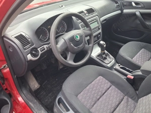Skoda Octavia 1.6 Tdi  2012 - imagine 7