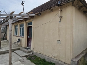  Casă de vânzare în sat Miersig,comuna Husasău de Tinca   23 km de Oradea  - imagine 3