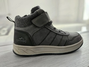 Adidasi noi băieți nr. 34