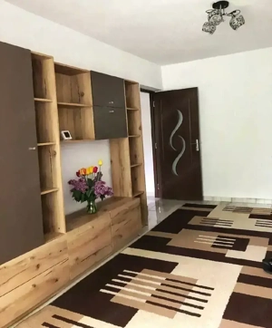 Inchiriez apartament cu 2 camere in centru Vaslui