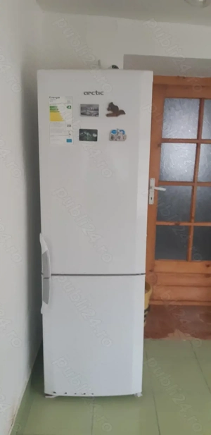 Vând combină frigorifica Arctic