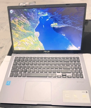 ASUS VivoBook 15