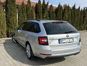 Skoda Octavia 2.0 TDI DSG Ambition - imagine 3