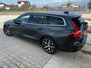 Volvo V60 D3 Momentum Pro - imagine 8