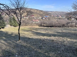 Teren langa Piatra Neamt - imagine 3