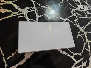 honor 400 pro  - imagine 2