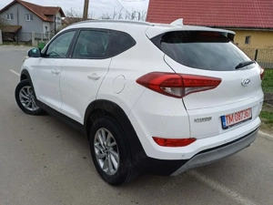 Hyundai Tucson-4x4-2.0Diesel-160000km - imagine 6