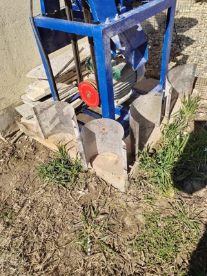 Mașina de mărunțit furaje 