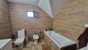 Casă spațioasă cu 4 camere plus teren 5.7 ari, Sat Sasar Comision 0 - imagine 15