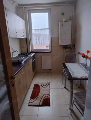 Închiriez apartament zona Iris  - imagine 5
