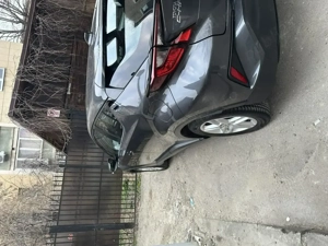 Toyota C-HR 1.8 HSD Core, 2020,1.8 Benzina Hybrid Automata, 122CP Km reali, Carte si Istoric Service - imagine 7