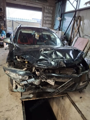 Vand renault megane 3 avariat  - imagine 4